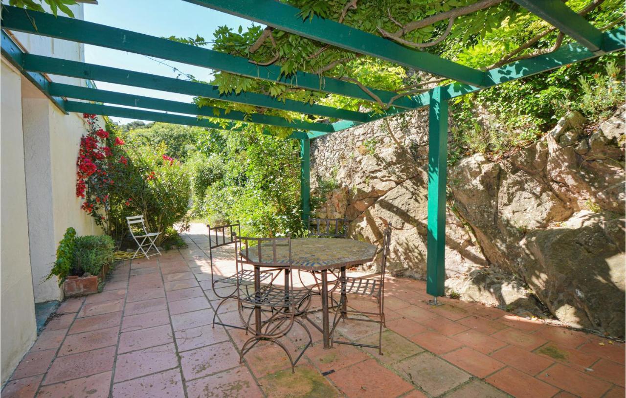 Cozy Home In Sete With Outdoor Swimming Pool Exterior foto